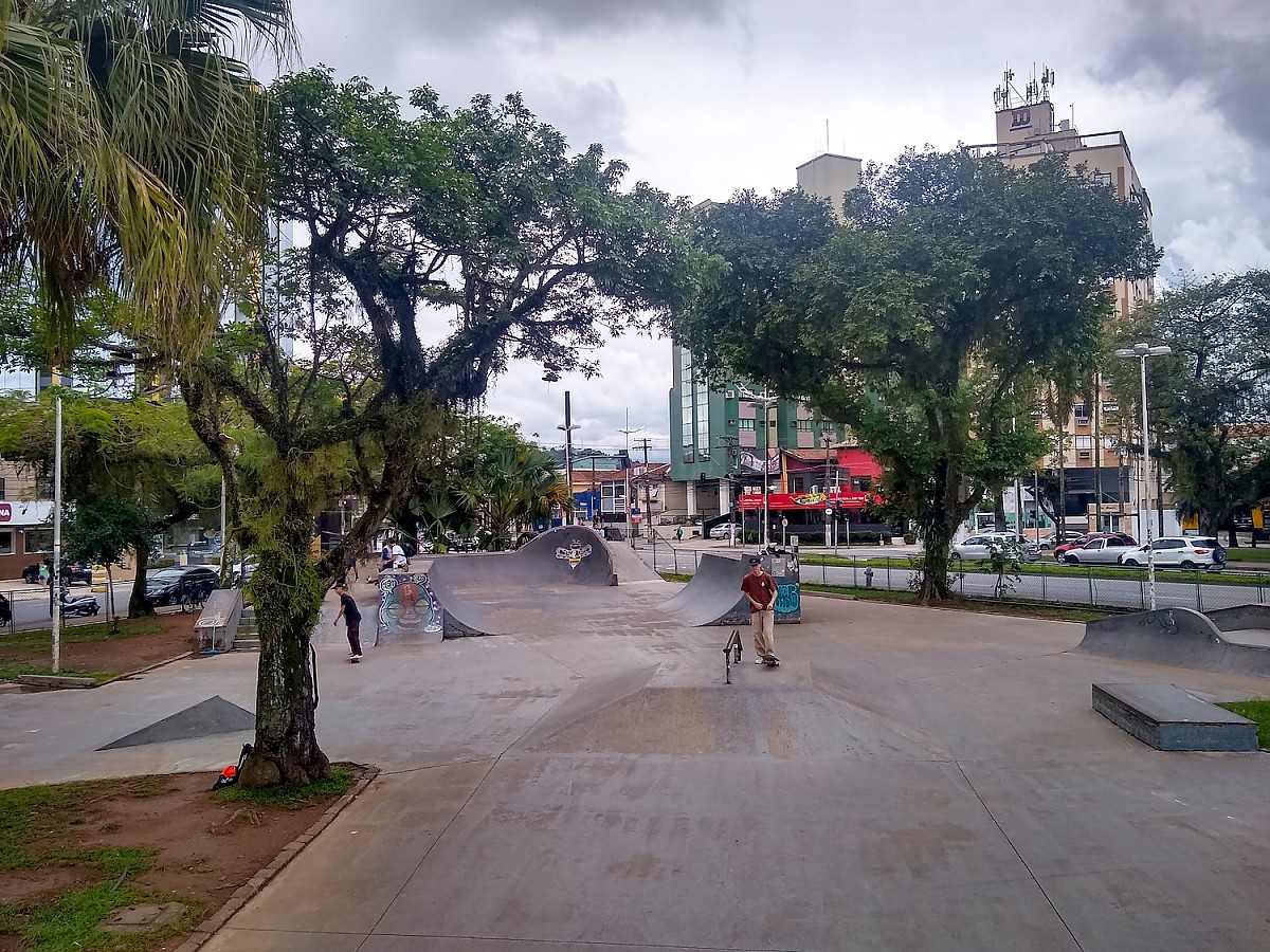 Praça Palmares skatepark